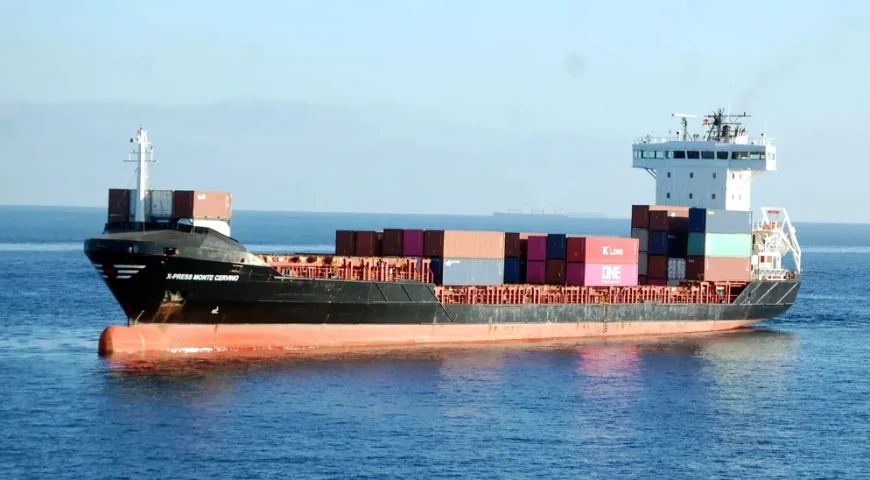 Bodrum açıklarında seyreden geminin kaptanı yaşamını yitirdi