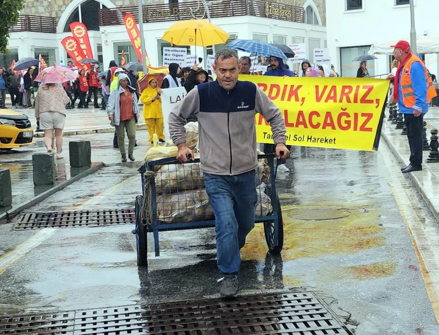 Bodrum’da yağmur altında 1 mayıs coşkusu yaşandı