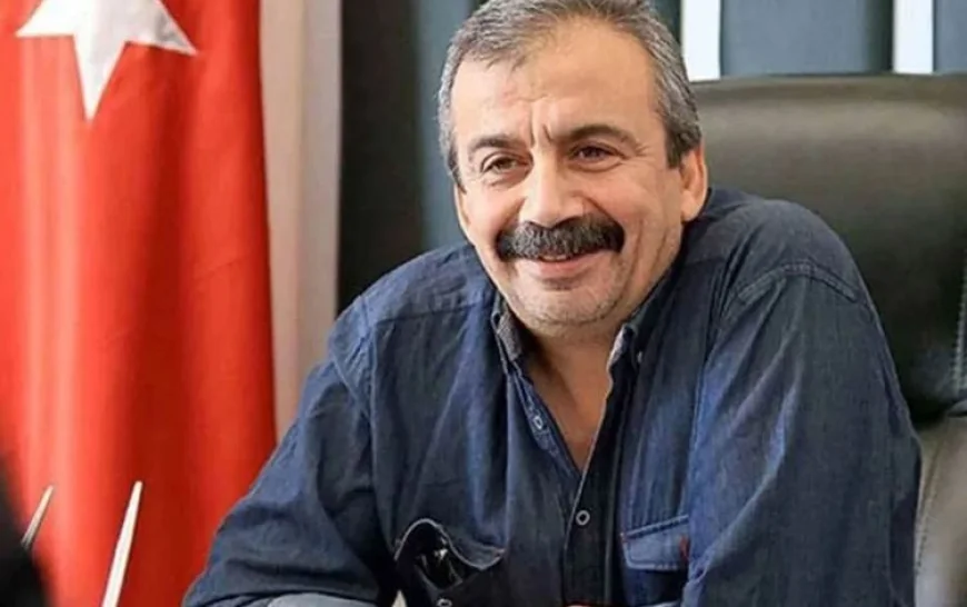 SON DAKİKA: Sırrı Süreyya Önder hayatını kaybetti