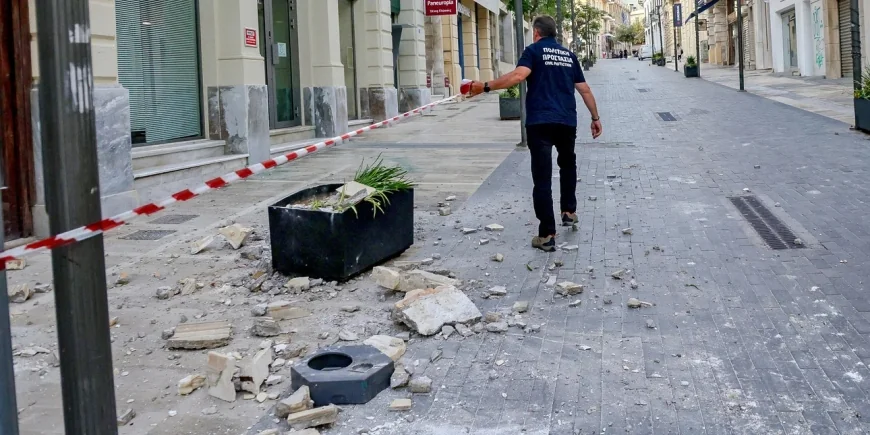 Deprem turistik Girit Adası’nı vurdu