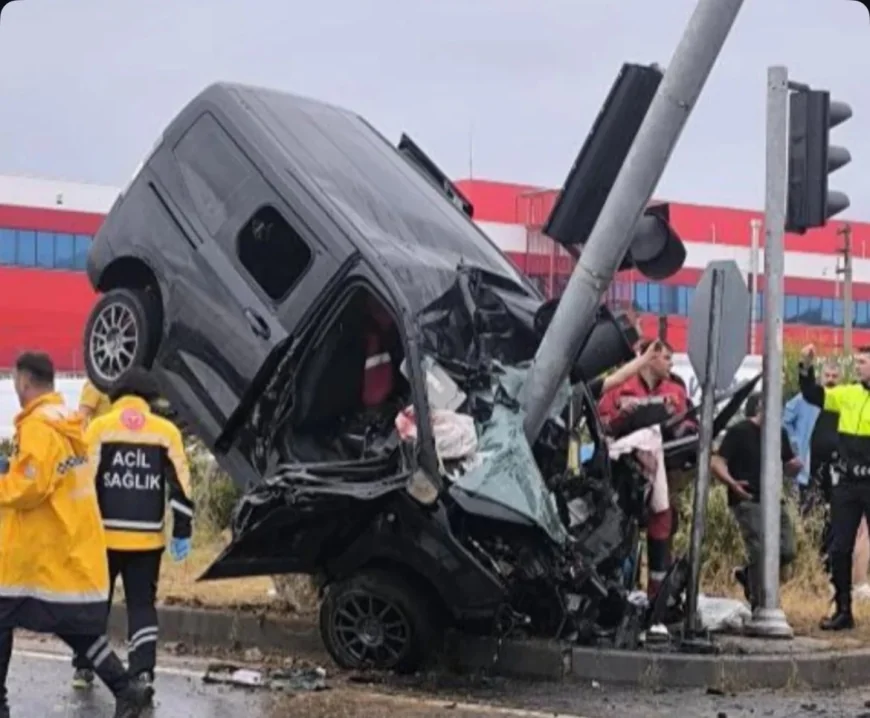 Yağışlar kazaya neden oldu 1 ölü 3 yaralı