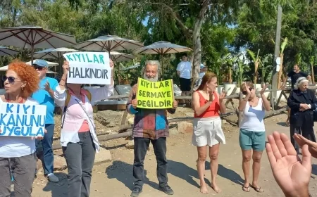Gümüşlük’te “Kıyılar halkındır işgali sonlandır” eylemi, halk plajı belediye eliyle daraltıldı iddiası