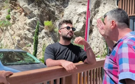 Sinpaş’ta kapı gerginliği