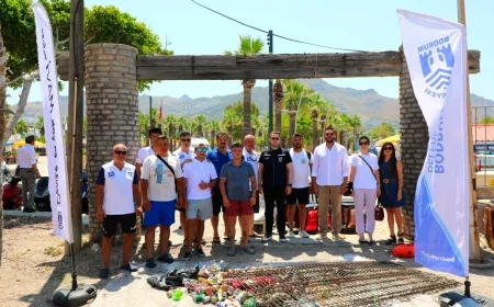 Turgutreis’in denizi pırıl pırıl oldu