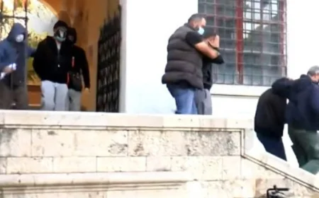 Bodrum'dan günü birlik tekne ile turistleri gezdirirken göçmen kaçakçılığı yapan üç kaptan tutuklandı