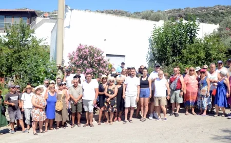 Bodrum’da ki tatil sitesinde elektriksiz kalma korkusu sokaklara döktü 44 derecede eylem yaptılar