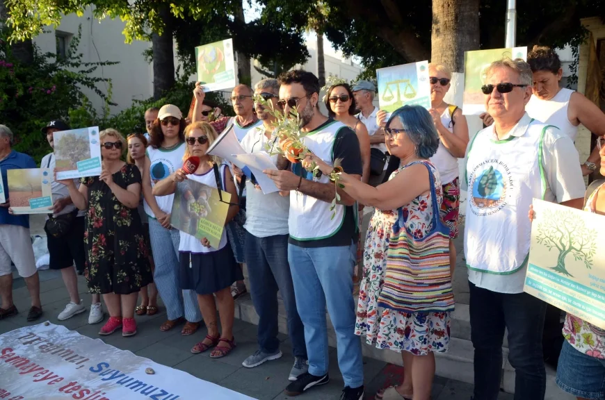 Bodrum’da zeytinli kömürlü “Zeytinime dokunma “ eylemi “Hangisini yersiniz”
