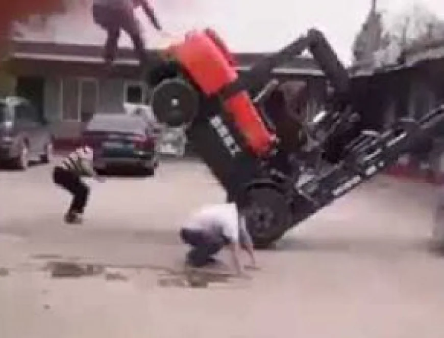 Forklift kazasında Somalili öğrenci ağır yaralandı