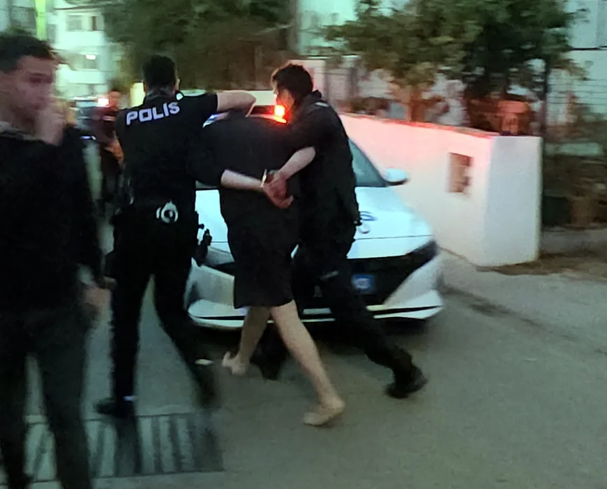 Bodrum’da annesinin boğazını keserek öldüren gence 24 yıl hapis cezası