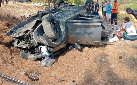 Lastiği patlayan araç faciaya neden oldu 5 YARALI