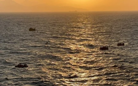 Muğla açıklarında 20’si çocuk 86 göçmen ve 2 göçmen kaçakçısı kurtarıldı