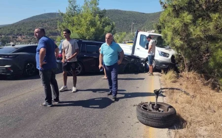 Turistik Torba  karayolunda zincirleme kaza, felaketten dönüldü
