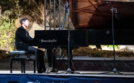 Singapurlu Piyanist Congyu Wang Bodrum’da çaldı