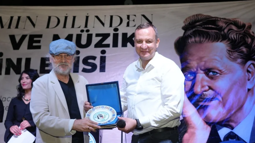 Nazım’ın Dilinden Şiir ve Müzik Dinletisi büyüledi