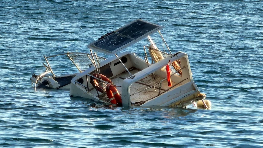 Bodrum’da fırtına etkili oldu, sabah kalkan teknesini karada buldu