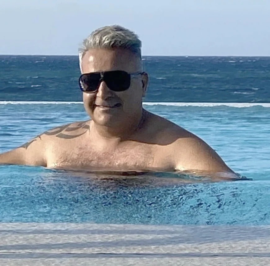 Acenteci evinin balkonunda asılı bulundu. Borçlar ve ekonomik baskı turizmciyi ölüme sürükledi