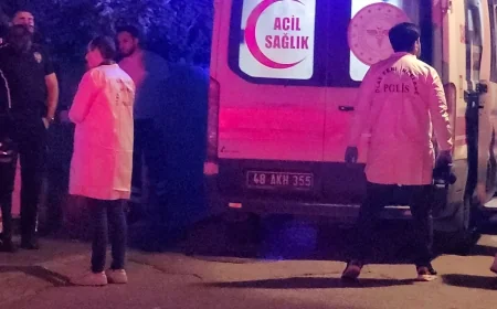 Barlar sokağındaki bir barda kavga çıktı bir ölü bir yaralı