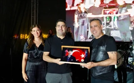 Haluk Levent konser sonrası fenalaştı, hastaneye kaldırıldı