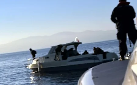 Muğla açıklarından Yunan adalarına kaçarken yakalandılar