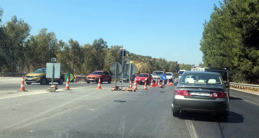 İZMİR İSTİKAMETİNE GİDECEKLER DİKKAT...İzmir-Aydın otoyolu kabus oldu