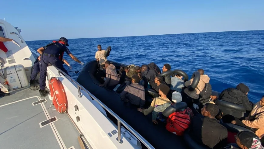 Muğla açıklarında 51 düzensiz göçmen kurtarıldı