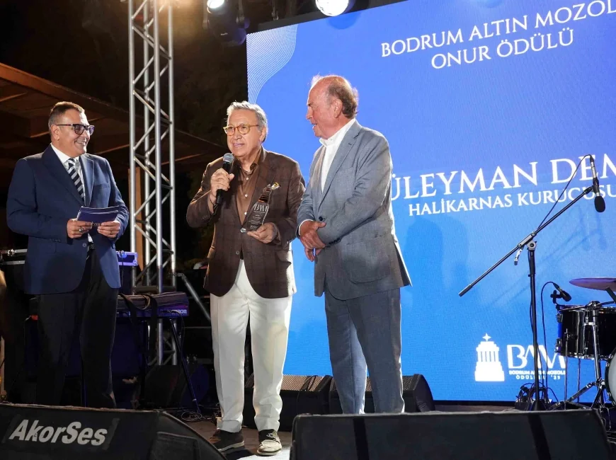 Bodrum Altın Mozele Onur Ödülü Efsane Halikarnas’ın kurucusu Süleyman Demir’e verildi.