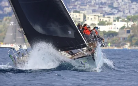 Bodrum’da Güz TRofesi yelken yarışları rüzgarla start aldı