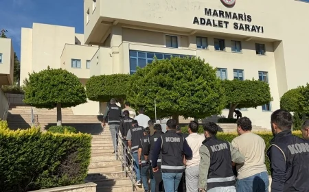 FETÖ terör örgütü üyeleri tekne ile yurt dışına kaçarken yakalandı