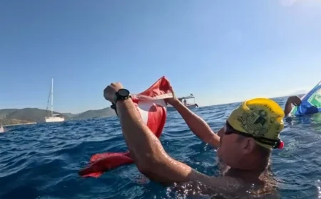 Arda Akman’dan Cumhuriyet Bayramı’nda Anlamlı Yüzüş