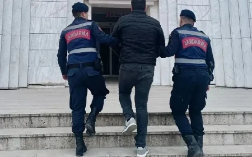 297 yıl hapis cezası ile aranıyordu