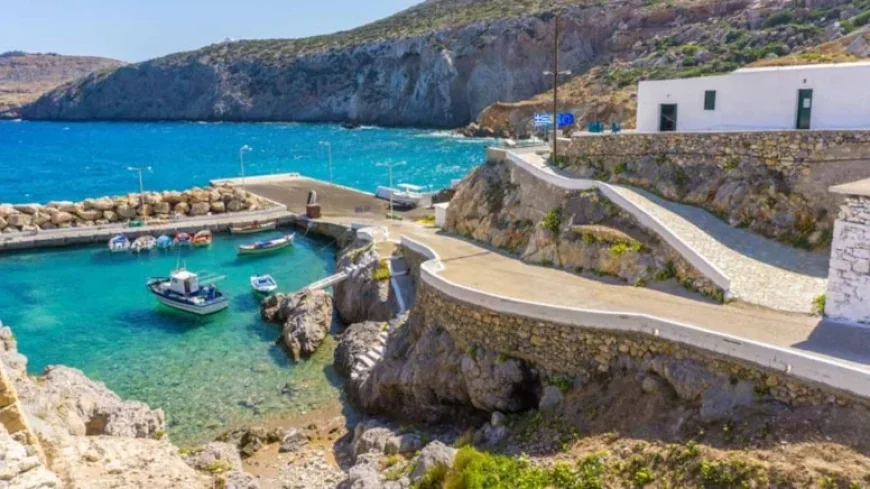 Yunanistan buraya taşınana bedava ev ve aylık 500 Euro veriliyor