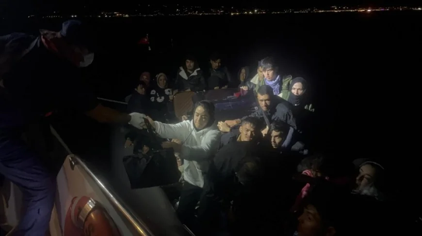 Bodrum  Açıklarında 34 Düzensiz Göçmen ve 1 Göçmen Kaçakçısı Yakalandı