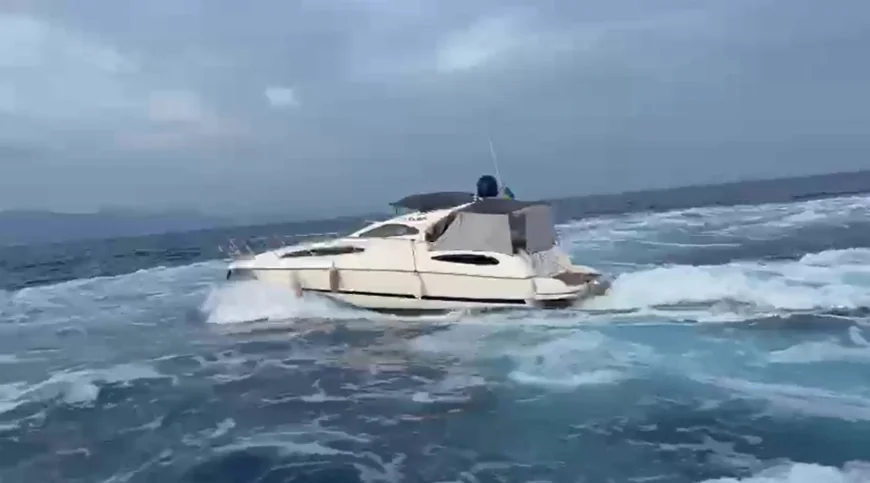 Muğla açıklarında lüks yata operasyon 39 göçmen 1 kaçakçı yakalandı