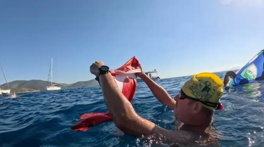 Arda Akman’dan Cumhuriyet Bayramı’nda Anlamlı Yüzüş