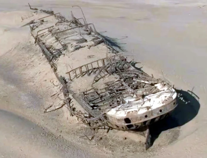 500 yıl önce okyanusta kaybolan Portekiz gemisi dünyanın en kurak ve ıssız  Namibya çölünde binlerce altın ile birlikte bulundu