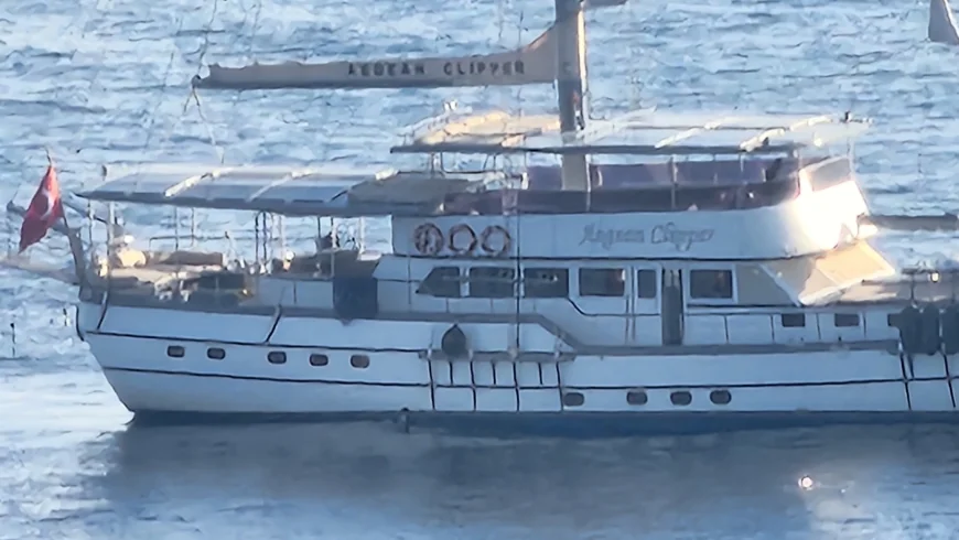 Bodrum'da Mavi yolculuk yatı karaya oturdu. Kurtarma çalışmaları başladı