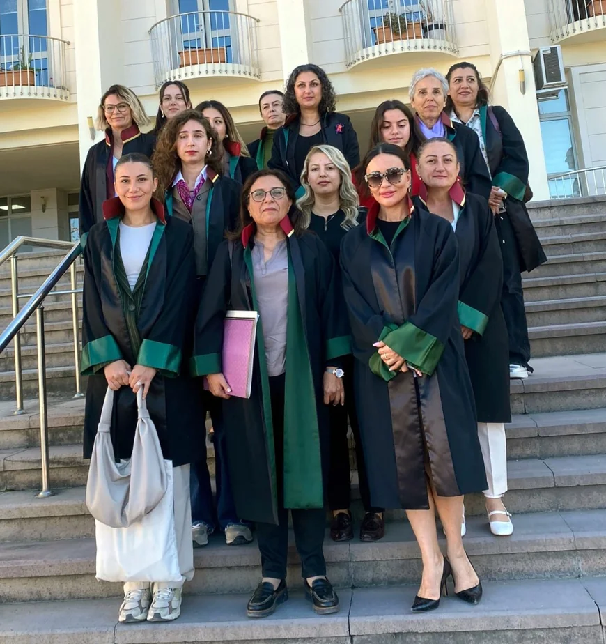 Bodrumlu Kadın Avukatlar “2025 yılı, şüpheli kadın ölümü sayısının öldürülen kadın sayısını geçtiği ilk yıl olarak Türkiye tarihine geçmiştir” 2025 YILI AİLE YILI İLAN EDİLDİ AİLE İÇİ ŞİDDET YOK SAYILDI