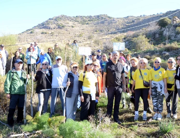    Turgutreis'ten beton baronlarına seslendiler “İstanbul’a yaptığınız ihaneti Bodrum’a yapmayın”
