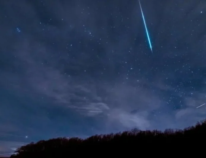 Bu gece gökyüzünden saatte 150 tane düşecek! Türkiye'den de görülecek