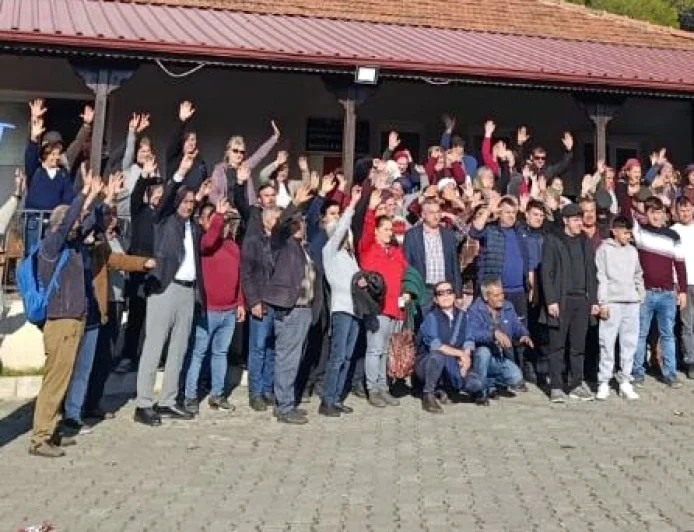 Ula’da köyün yanında  açılmak istenen taşocağına sert tepki