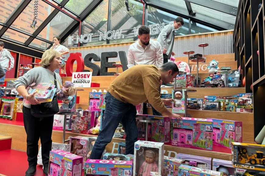 LÖSEV’DEN “DİLEK TOPLA BENİM İÇİN” PROJESİ... Lösemili Çocukların Yeni Yıl Hayalleri Gerçeğe Dönüşüyor   