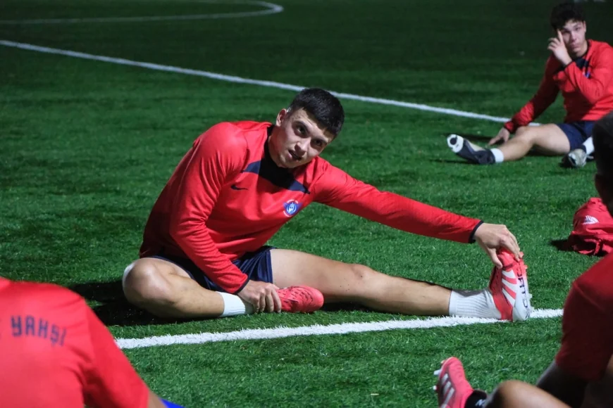 Mahalle takımından profesyonel lige transferi sevindirdi