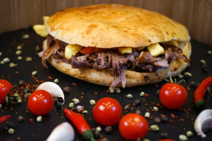 Dünyanın en iyi sandviçi Tombik Döner oldu
