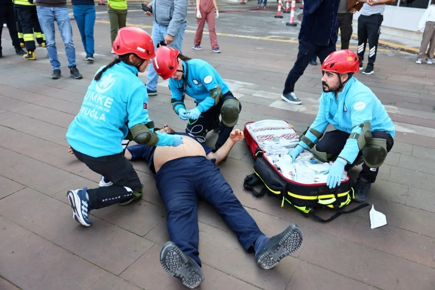 Devlet Hastanesi’nde  Deprem, Yangın ve Tahliye Tatbikatı