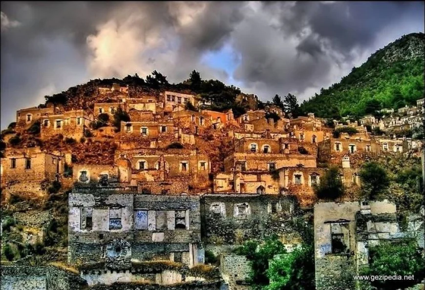 Türkiye'nin en gizemli köyü Muğla’da: Gitmek cesaret istiyor, hayalet köy olarak biliniyor