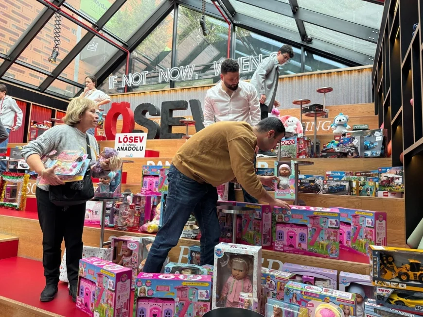 LÖSEV’DEN “DİLEK TOPLA BENİM İÇİN” PROJESİ... Lösemili Çocukların Yeni Yıl Hayalleri Gerçeğe Dönüşüyor   