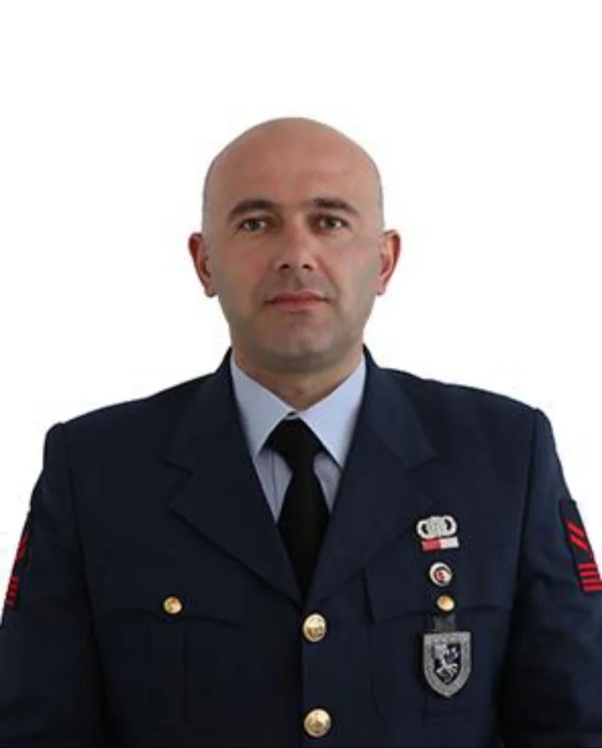 Uzman Çavuş halı saha maçı sonrası kalbine yenildi.