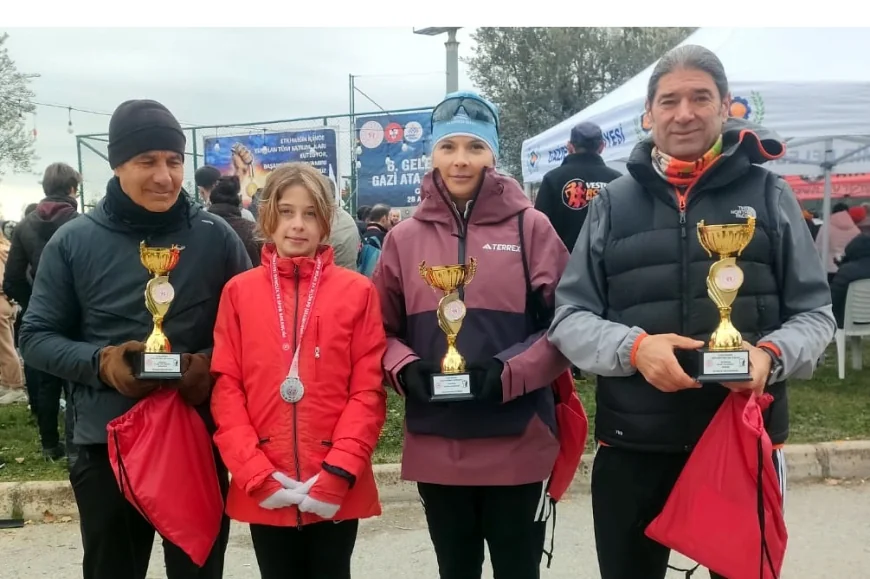 İzmir Gazi Ata Dağ Koşusu’nda Bodrumlu atletlerden 4 kupa