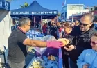 Bodrum’da Karadeniz rüzgarı esti 5 ton hamsi kapış kapış gitti