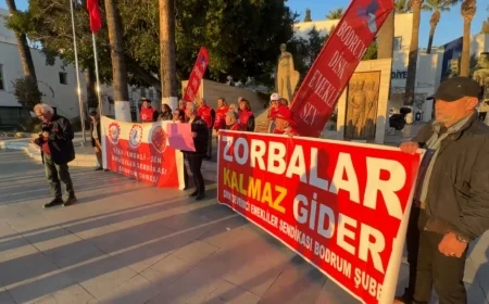 Bodrum’da emekliler 24 saatlik eyleme başladı